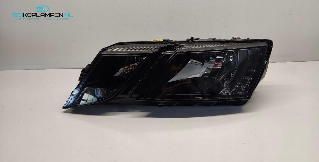 Skoda Octavia 3 Facelift 5E koplamp links, Auto-onderdelen, Verlichting, Gebruikt, -, -, Ophalen of Verzenden