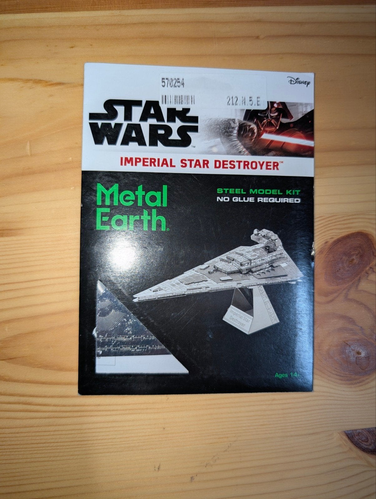 Metal Earth Star Wars Imperial Star Destroyer Bouwkit, Ophalen of Verzenden, Nieuw, Beeldje of Buste