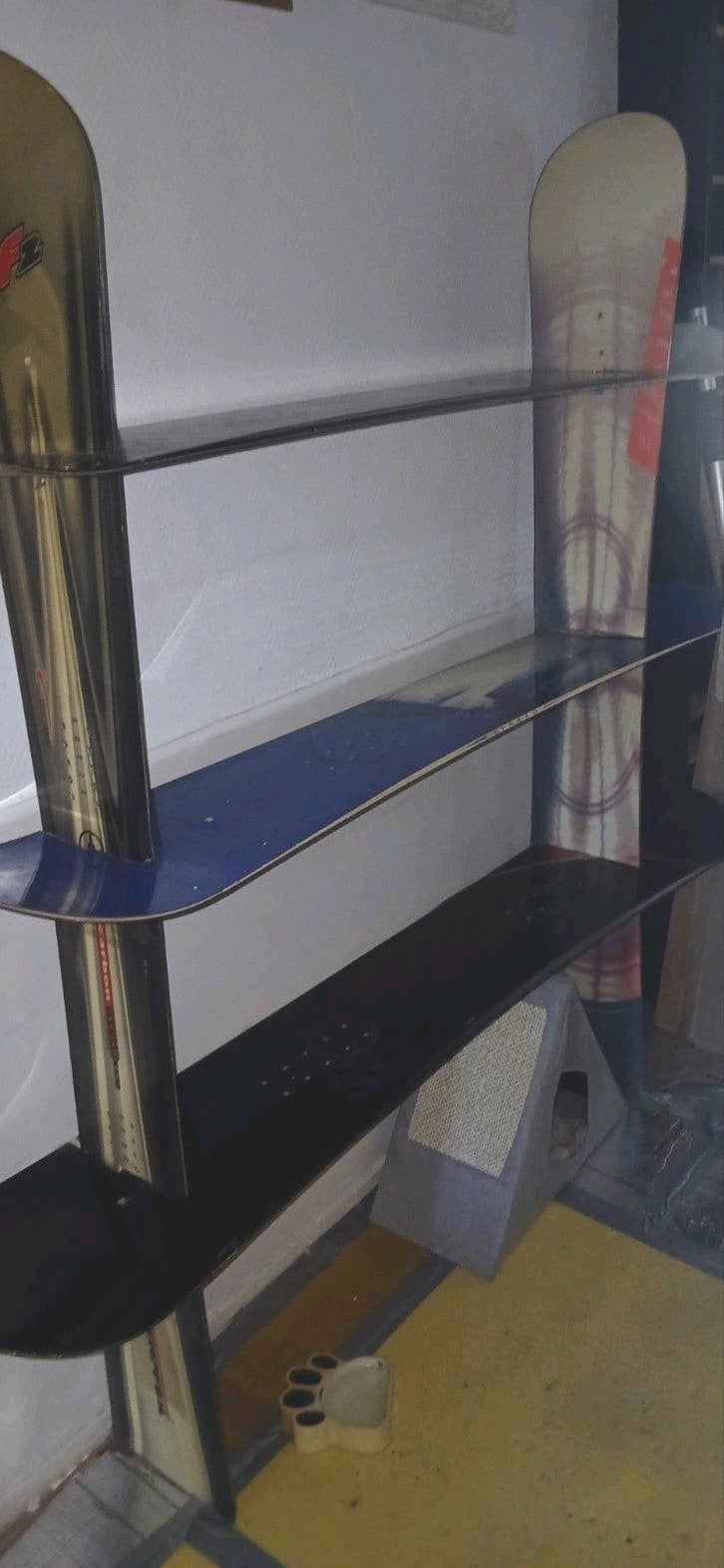wandstelling/meubel gemaakt van Snowboards, Ophalen, Gebruikt, Board