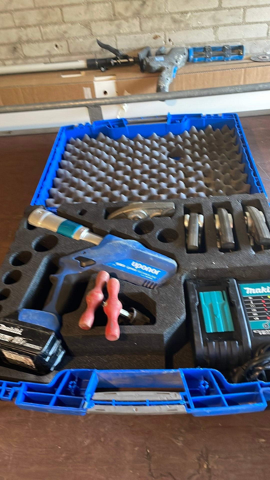 Uponor perstang up110 met 5 persbekken, Ophalen, Zo goed als nieuw