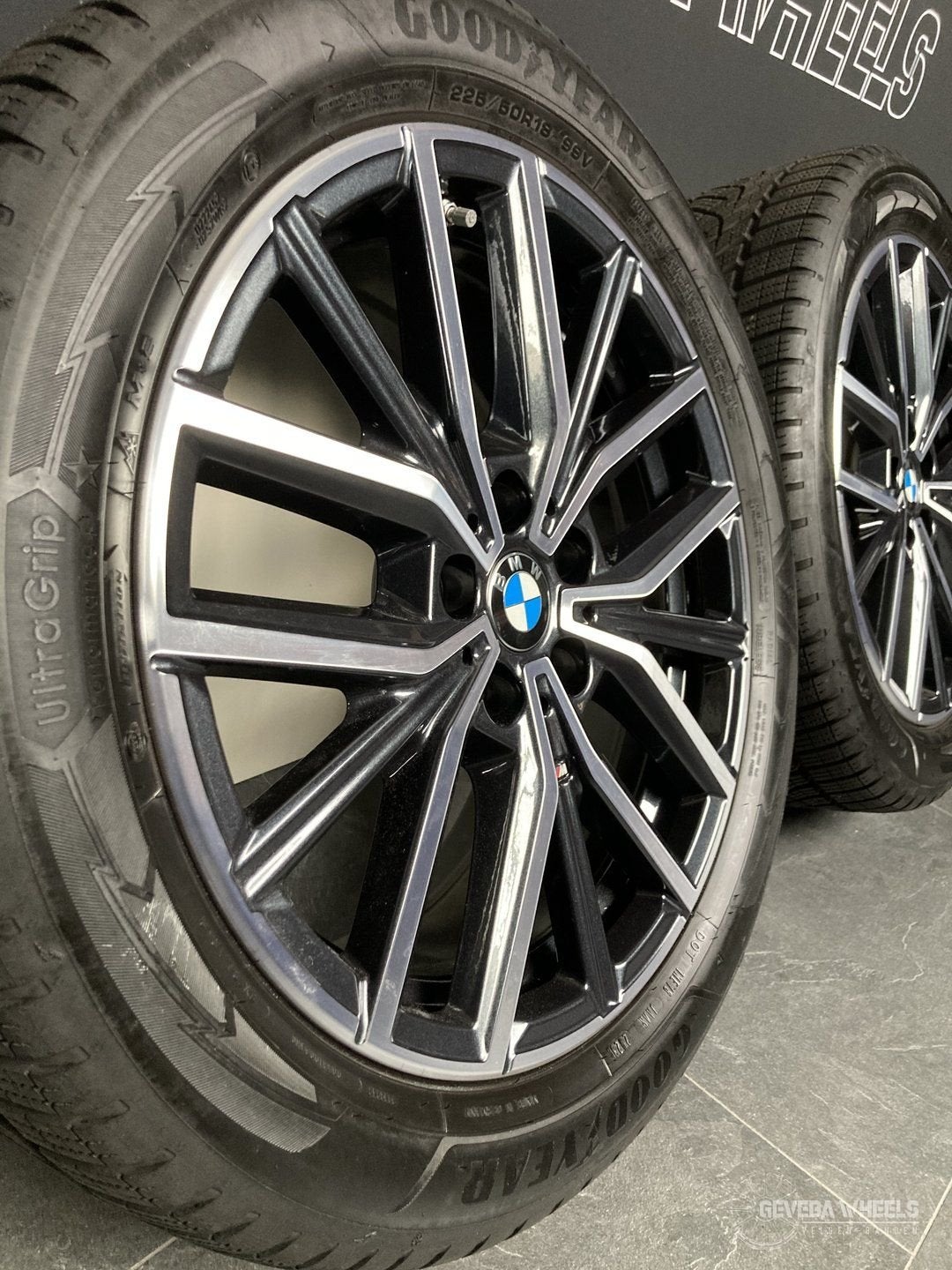 18” originele BMW 2 U06 Active Tourer velgen + winterbanden, 18 inch, Gebruikt, -, -