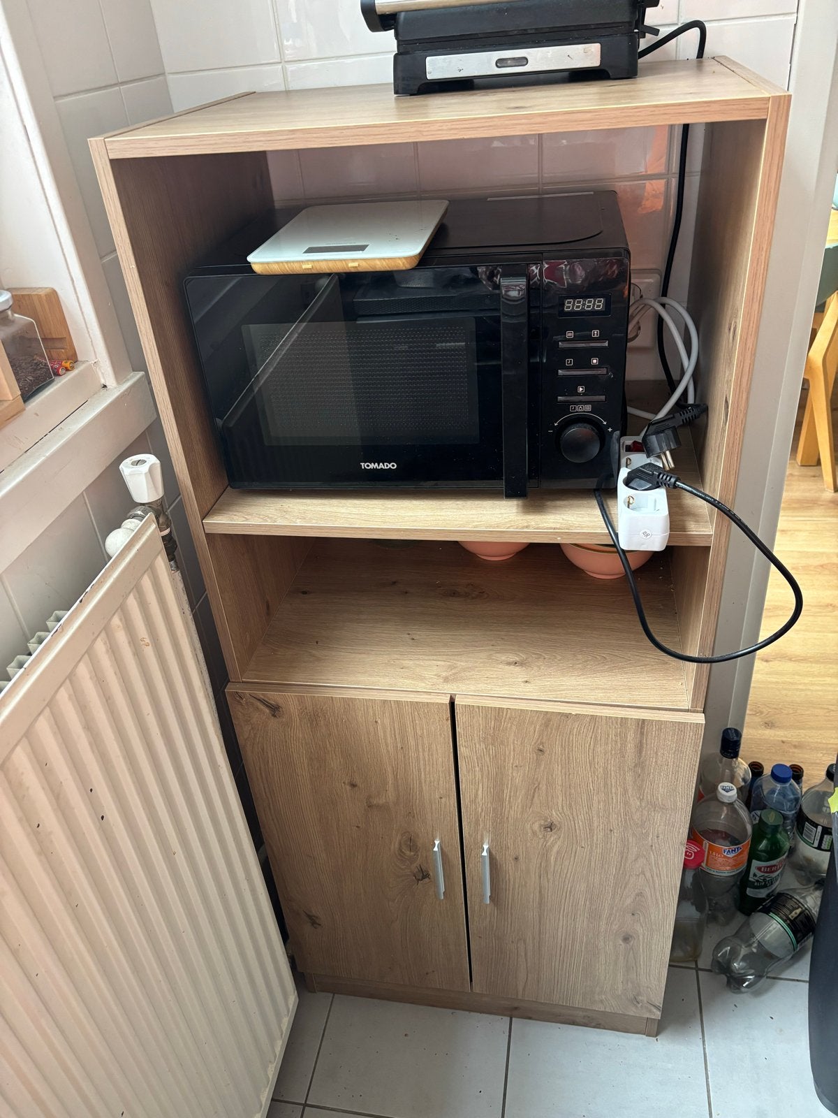 Kitchen Cabinet, Ophalen, Zo goed als nieuw