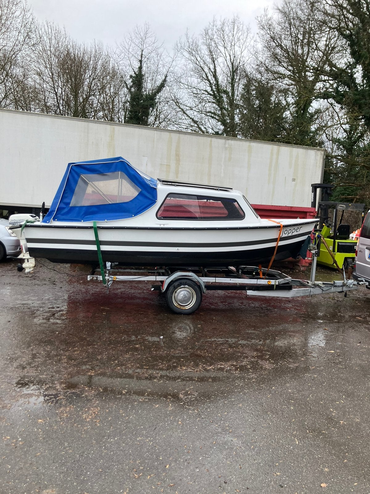 Bootje in hele goede staat ( motor kapot ), Ophalen, Gebruikt, Polyester, Trailer