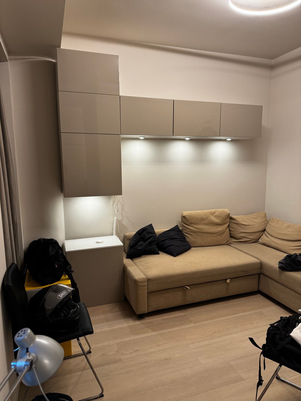IKEA Besta Kasten + wandrail - Modulaire Opbergoplossing, Ophalen, Gebruikt