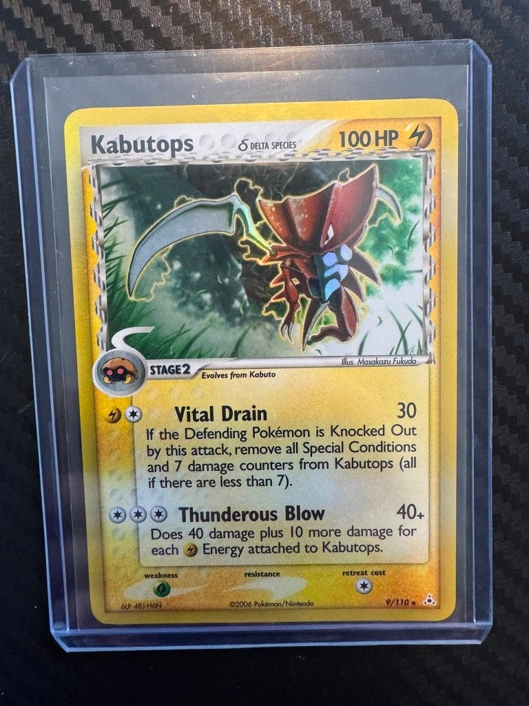 Kabutops Delta Species 9/110 Holo EX Holon Phantoms 2006, Hobby en Vrije tijd, Ophalen of Verzenden, Zo goed als nieuw, Losse kaart
