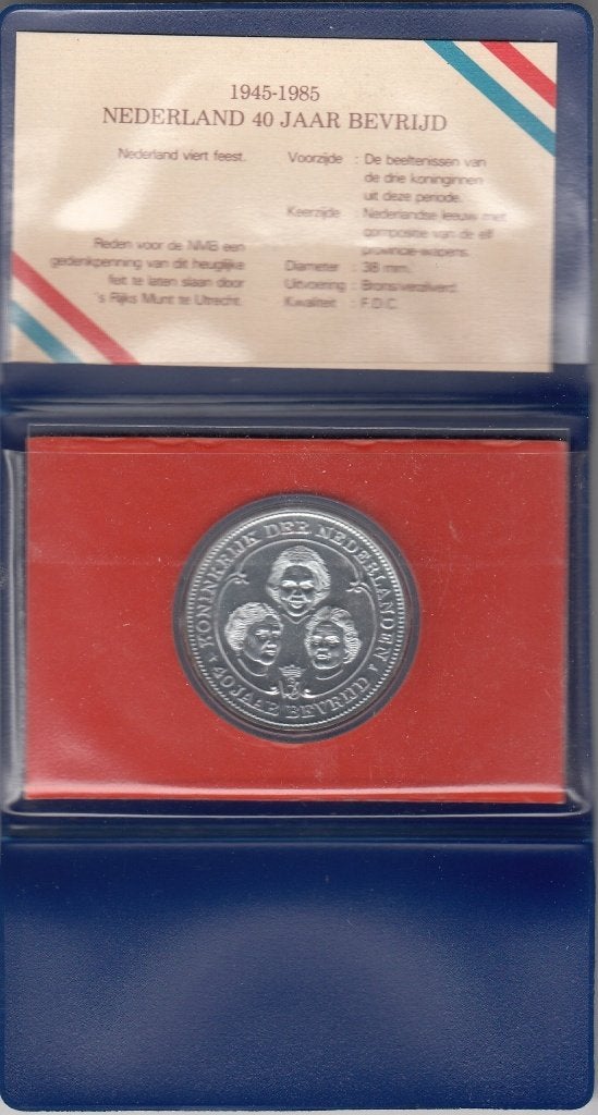Nederland penning 40 Jaar Bevrijd NMB Bank in cassette, Ophalen of Verzenden, Overige materialen, Nederland