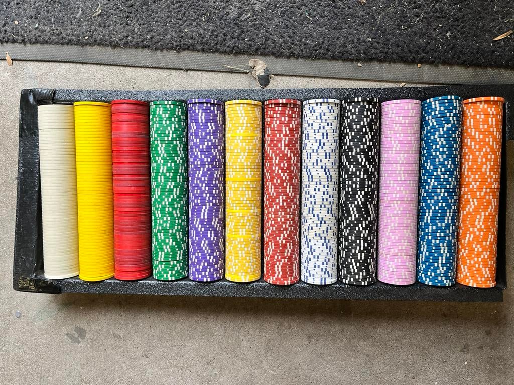 Fiches voor gezelschapsspellen Diverse kleuren, Hobby en Vrije tijd, Gezelschapsspellen | Kaartspellen, Ophalen, Zo goed als nieuw