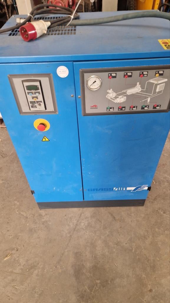 Grassair RLR 1000 BM 7 schroefCompressor - 10 bar, 60.6 m³/u, Ophalen, 10 bar of meer, Minder dan 25 liter, Gebruikt