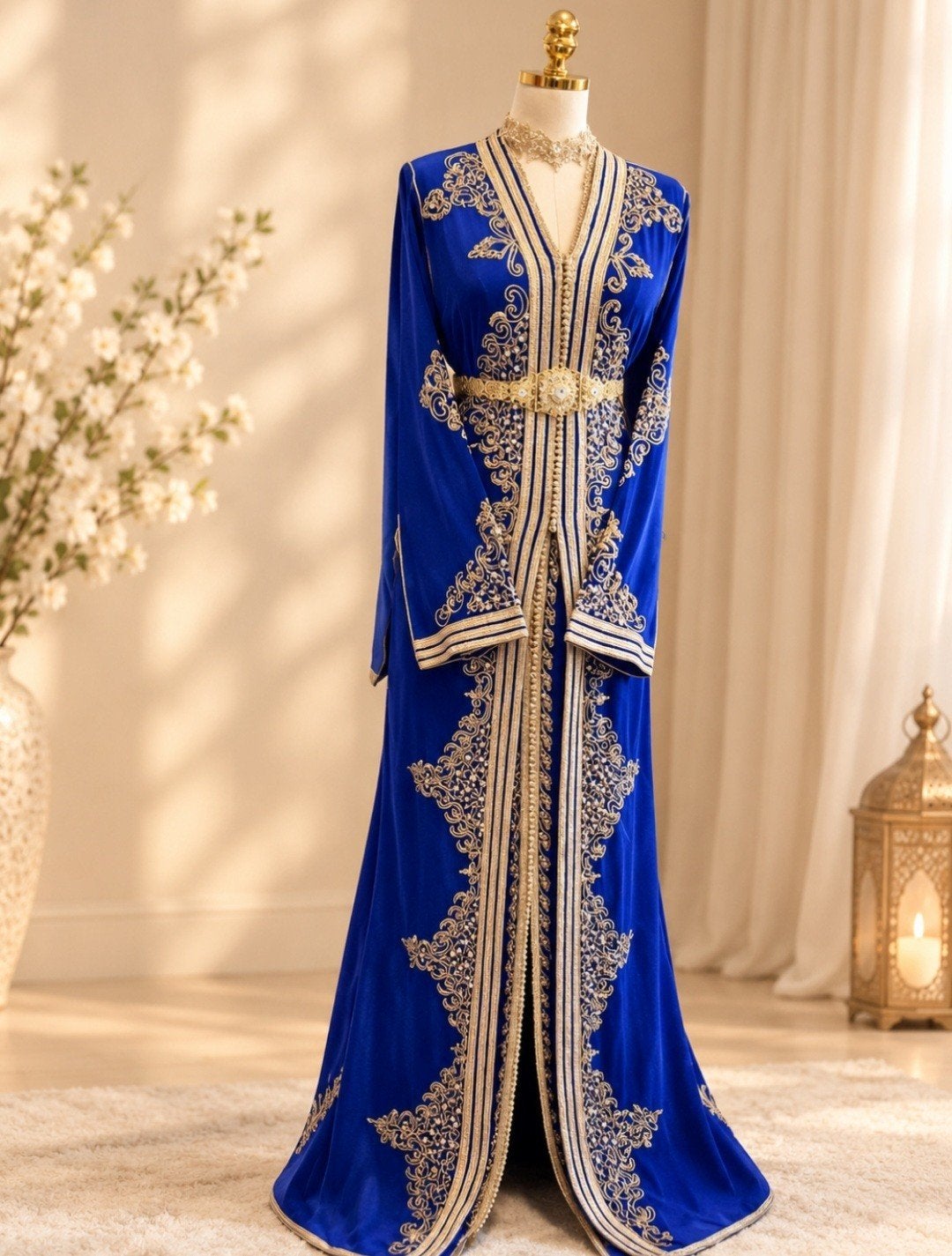 Prachtige blauwe takchita gouden borduursels te HUUR, Overige typen, Blauw, Nieuw, Onbekend