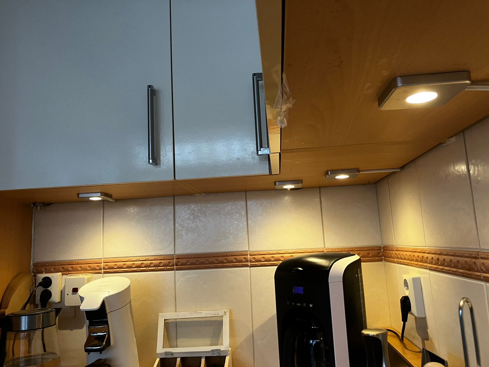 4 LED Spots Onderbouw met dimmer voor keuken, Met schakelaar, Kunststof, Gebruikt, Opbouwspot