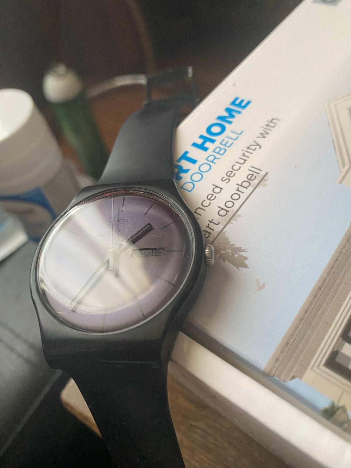 Swatch Polshorloge Zwart - Gebruikt, Computers en Software, Ophalen of Verzenden, Gebruikt