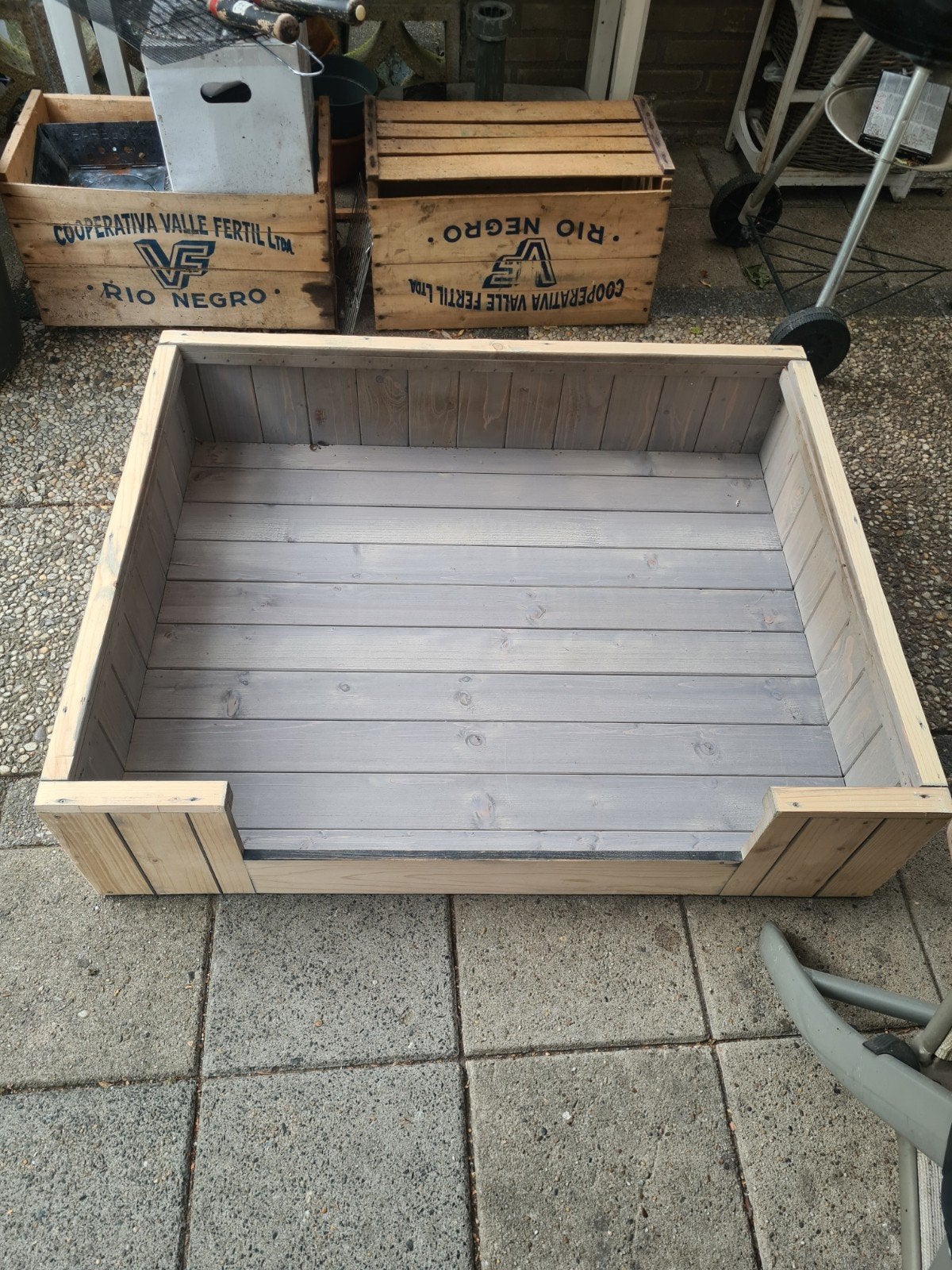 mooie houten hondemand, Ophalen, Zo goed als nieuw