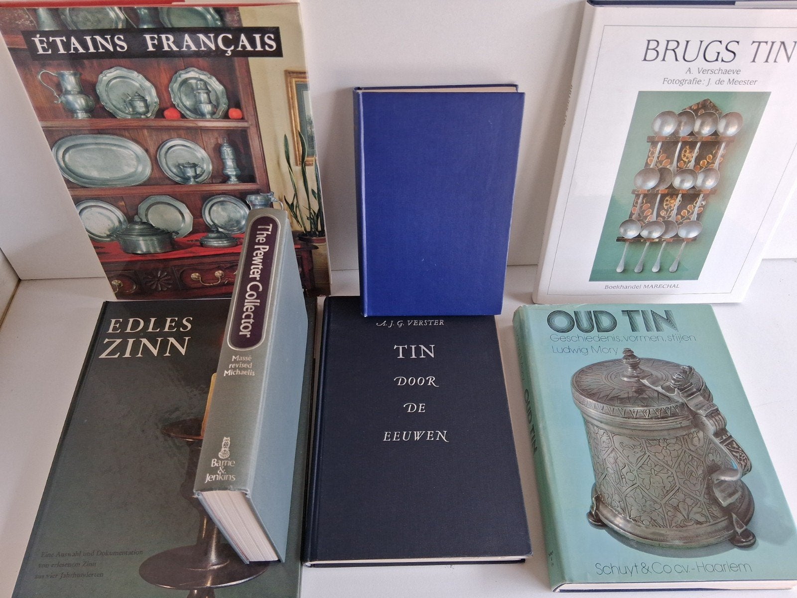 zeven mooie boeken over antiek tin, Verzenden
