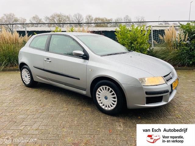 Fiat Stilo 1.4-16V Racing I NIEUWE APK I 6 BAK I AIRCO I NET, Gebruikt, Zwart, Origineel Nederlands, Bedrijf