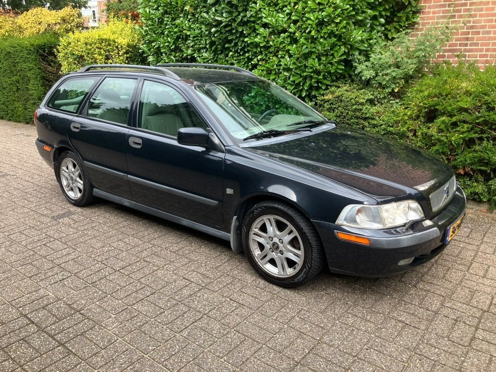 Volvo V40 2.0 T Dynamic (bj 2000), foto 5