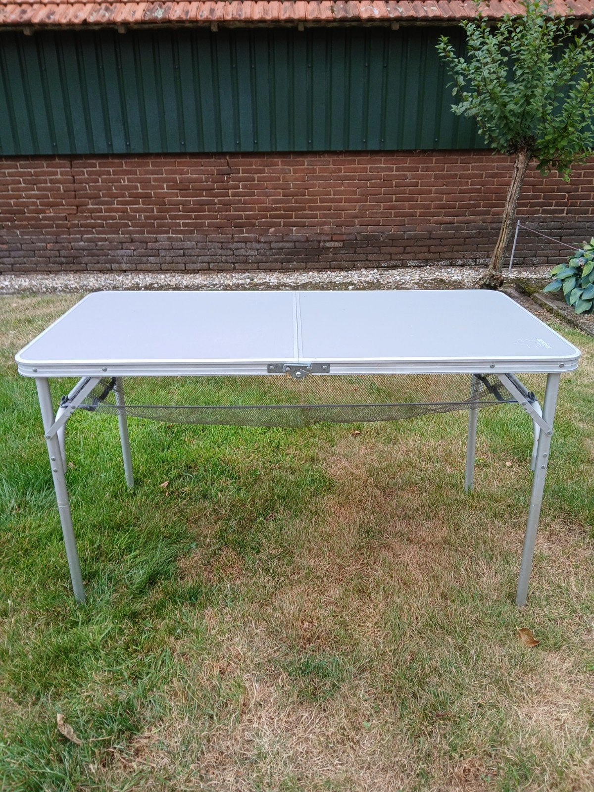 Bo Camp Campingtafel 120x60cm met netje - Opvouwbaar, Caravans en Kamperen, Kampeermeubelen, Ophalen, Gebruikt