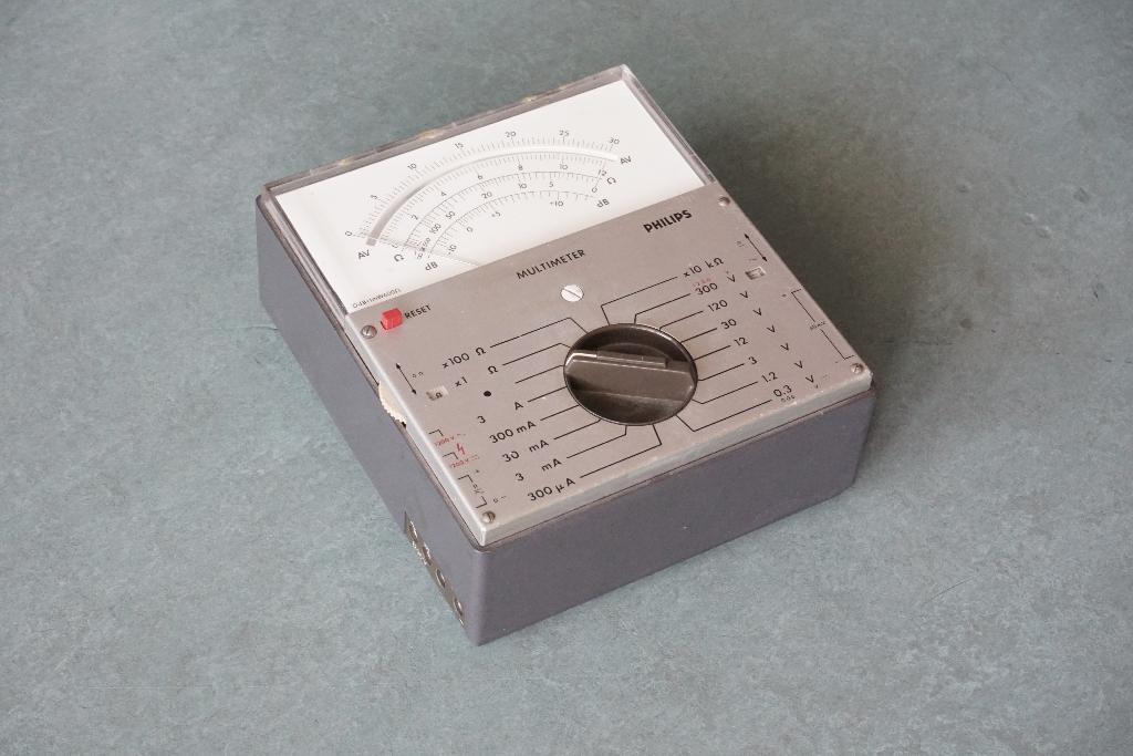 Philips PM2411 multimeter, Verzenden, Gebruikt, Multimeter