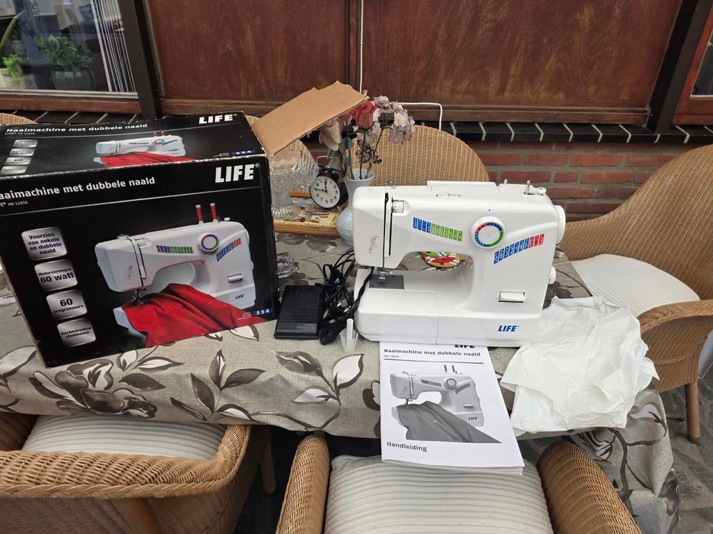 Naaimachine, Hobby en Vrije tijd, Naaimachines en Toebehoren, Ophalen, Nieuw, Naaimachine, Overige merken