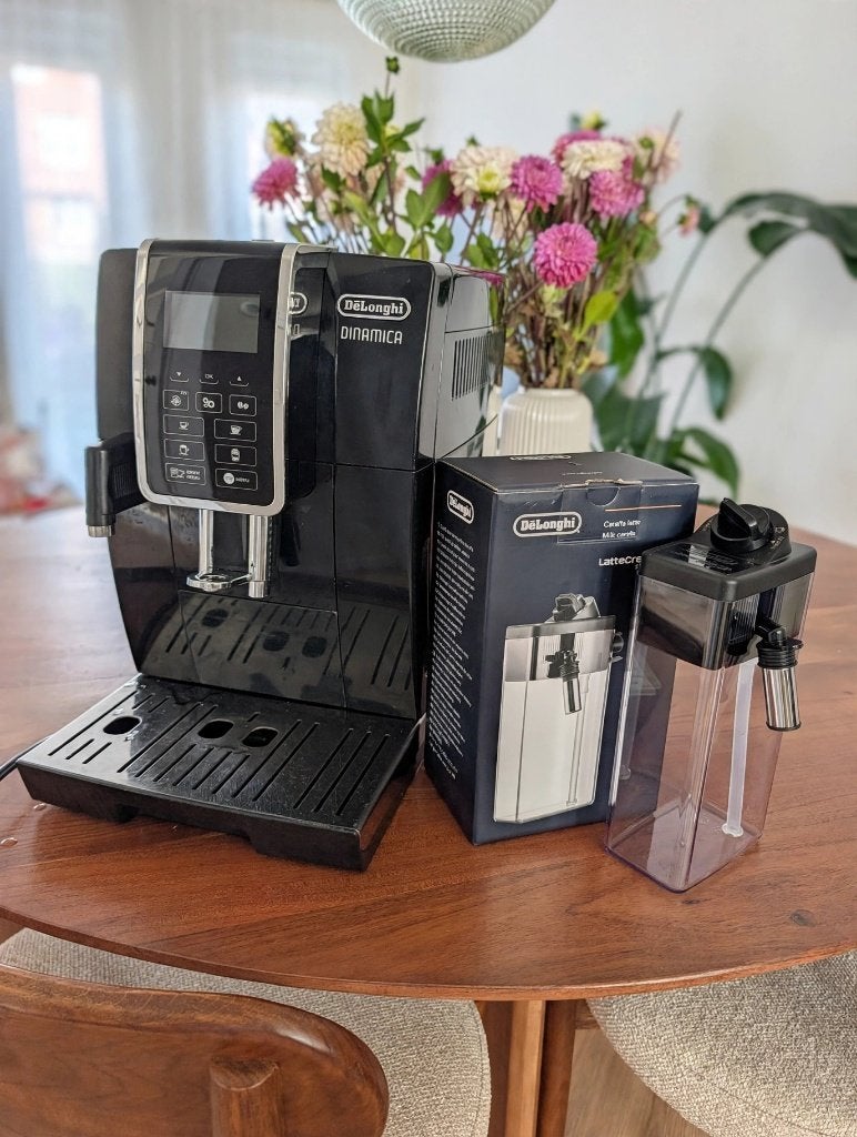 De'Longhi Dinamica ECAM 350.55.B met LatteCrema
