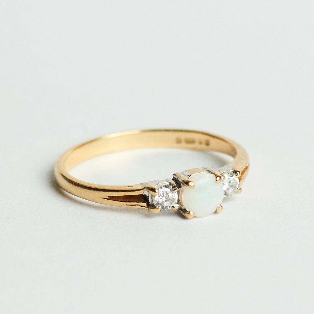 Vintage gouden ring opaal diamant trouwring verlovingsring, Sieraden, Tassen en Uiterlijk, Ophalen of Verzenden, Met edelsteen