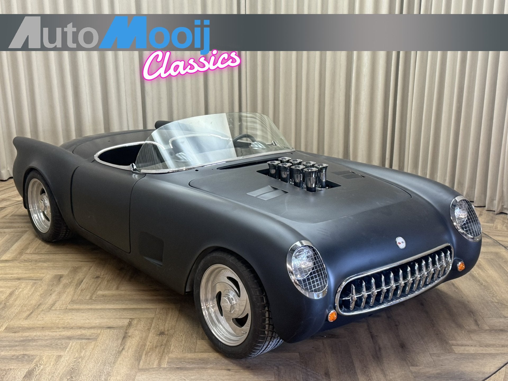 Chevrolet Corvette C1 RESTOMOD / 524Ci (7,5L) / Wilwood / Hi, Automaat, Wit, 2 stoelen, Geïmporteerd