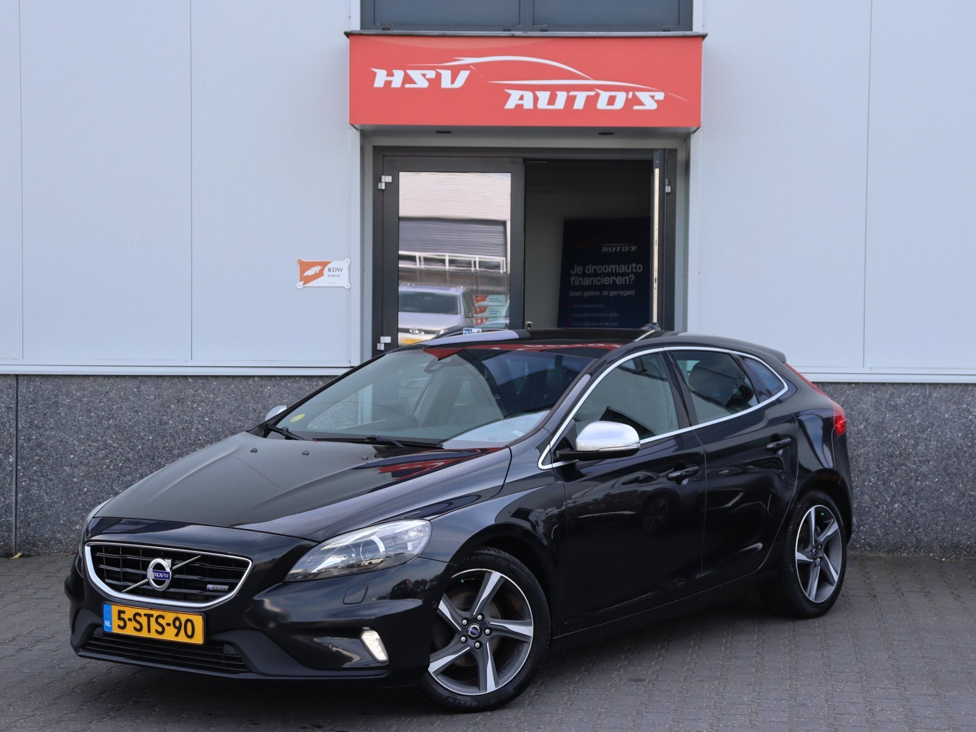 Volvo V40 1.6 D2 R-Design navi LEER memory xenon, Auto's, Voorwielaandrijving, Euro 5, Gebruikt, Start-stop-systeem