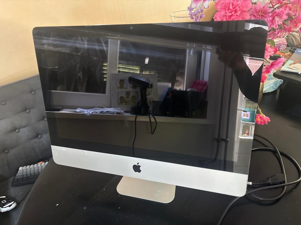 Apple iMac All-in-One Desktop PC - Gebruikt, Computers en Software, Minder dan 4 GB, IMac, Ophalen of Verzenden, Zo goed als nieuw