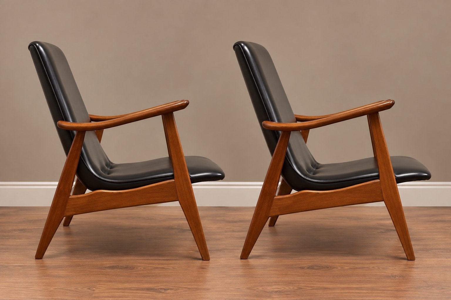 Foto 8 van Set van 2 Louis van Teeffelen WéBé fauteuils – teak & skai