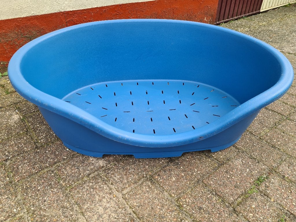 Mooie/nette Hondenmand voor grote hond. Prijs: €5.=, Ophalen, Zo goed als nieuw, Overige