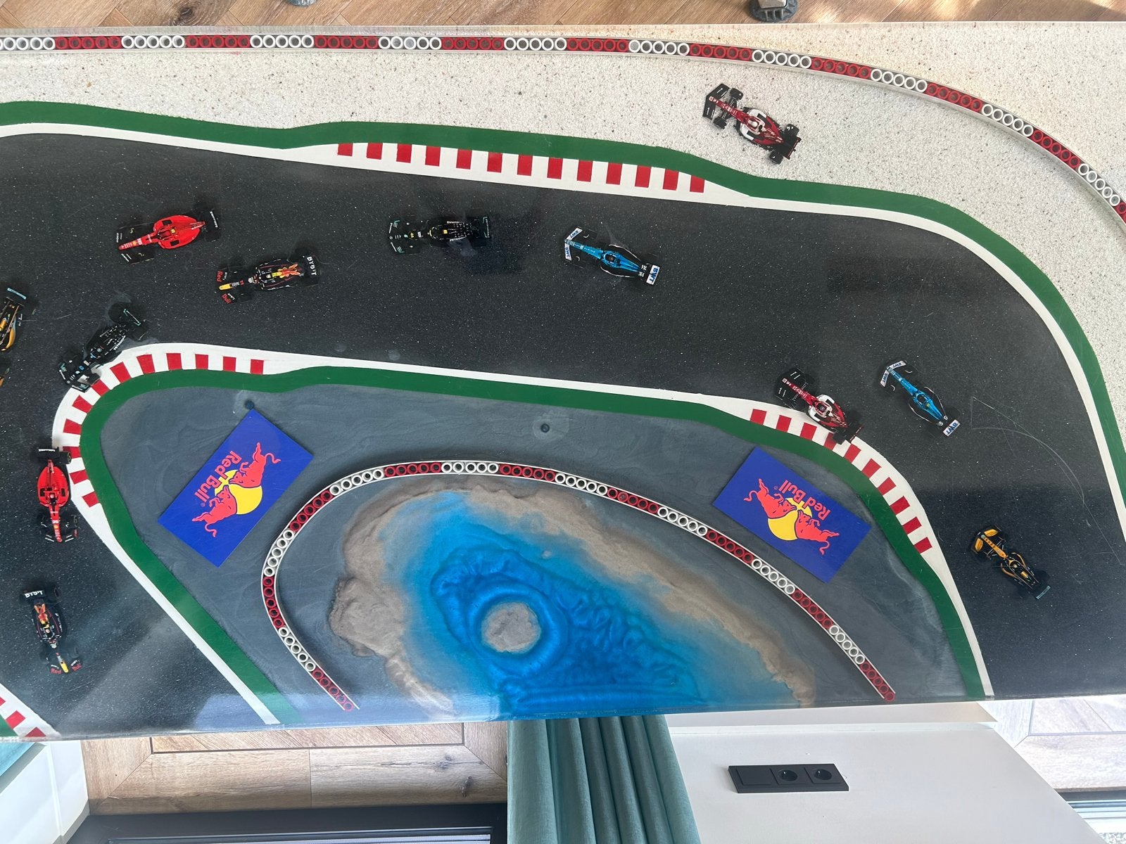 Unieke Formule 1 race tafel met diverse modellen, Ophalen, 100 tot 150 cm, 200 cm of meer, Zo goed als nieuw