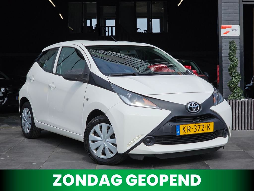 Toyota Aygo 1.0 VVT-i x-now|Airco|El Ramen|LED|NAP|APK, Auto's, Voorwielaandrijving, Stof, Gebruikt, Met garantie (alle)