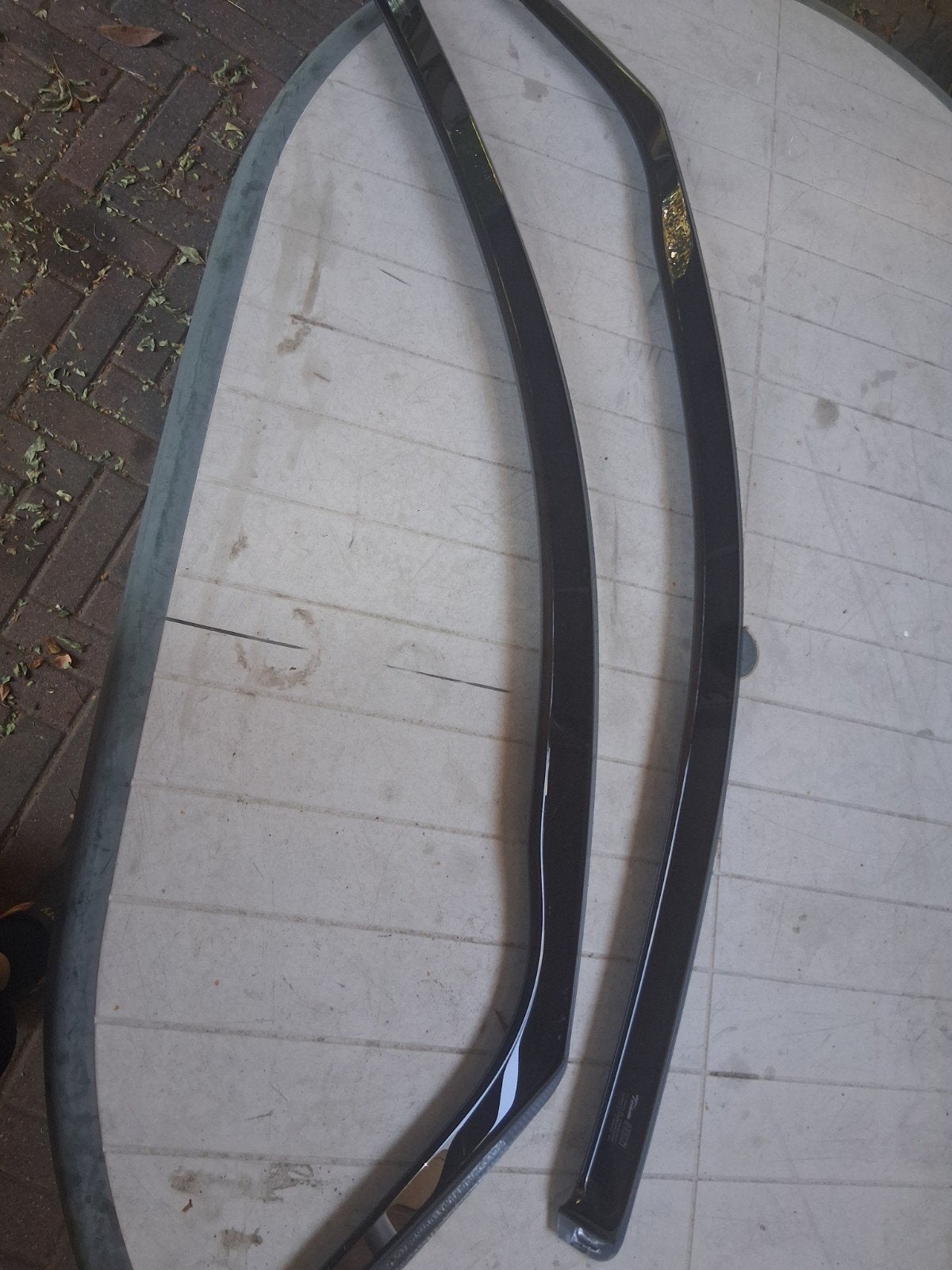 2 windgeleiders vw tiguan, Ophalen, Gebruikt