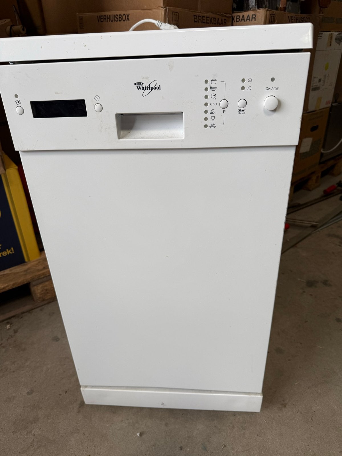 Whirlpool vaatwasser - Vrijstaand, wit smal, Witgoed en Apparatuur, Vaatwasmachines, Ophalen, Gebruikt, ., .