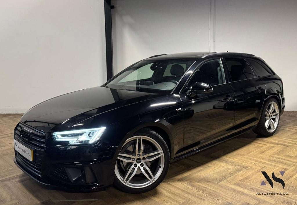 Audi A4 Avant 40 TFSI Sport S line black edition PANO KEYLES, Auto's, Gebruikt, Zwart, 1984 cc, A4