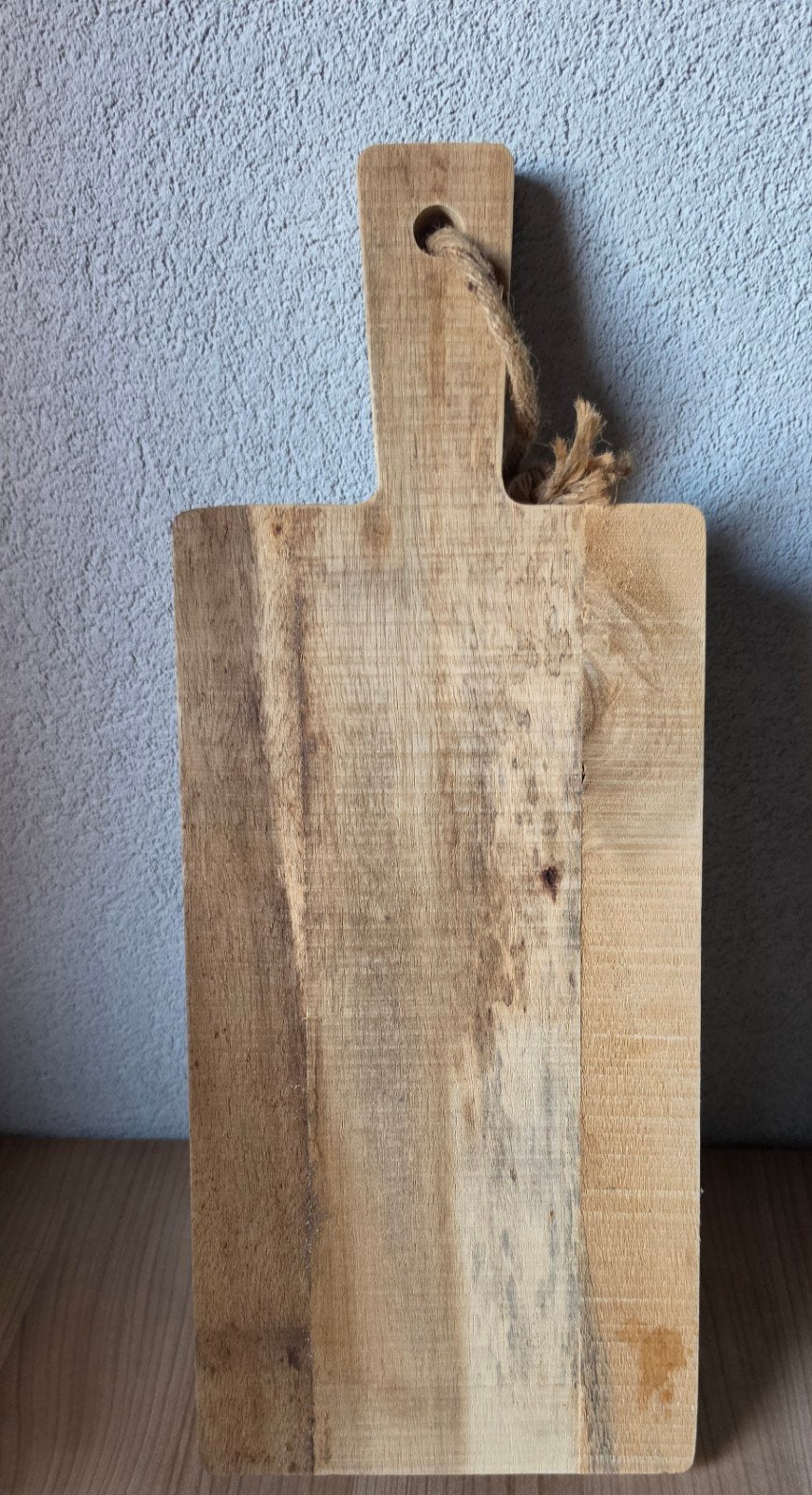 Houten snijplank / serveerplank met touw, Huis en Inrichting, Hout, Snij-/serveerplank, Nieuw, Ophalen of Verzenden
