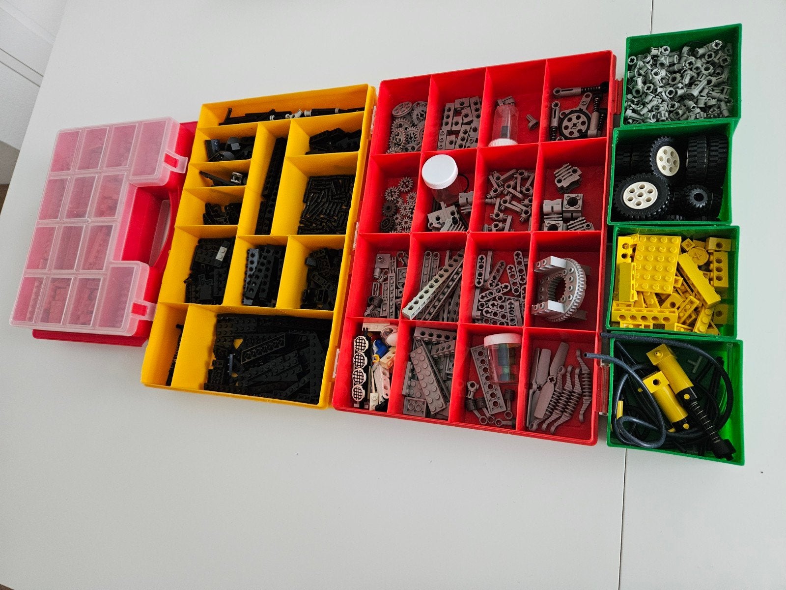 Grote partij LEGO Technic onderdelen met instructieboekjes, Gebruikt, Lego, Ophalen of Verzenden, Inclusief extra onderdelen