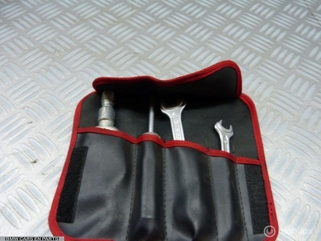 Gereedschapset BMW 3 serie 5 serie 1 serie e61 e91 e87 e81, Gebruikt, Ophalen of Verzenden, BMW, BMW