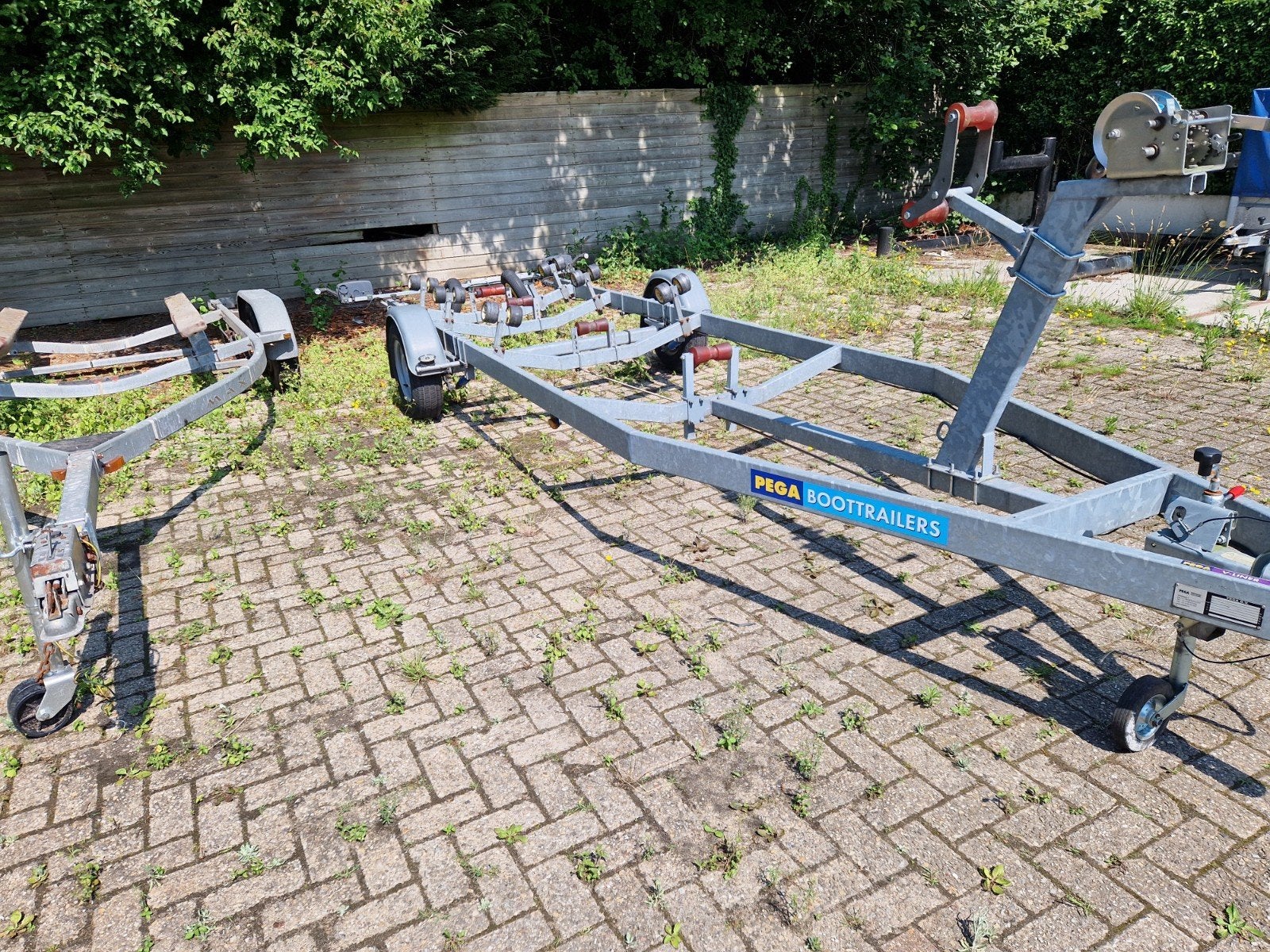 Pega V-liner type V1350/675 in zéér goede bijna nieuwstaat!