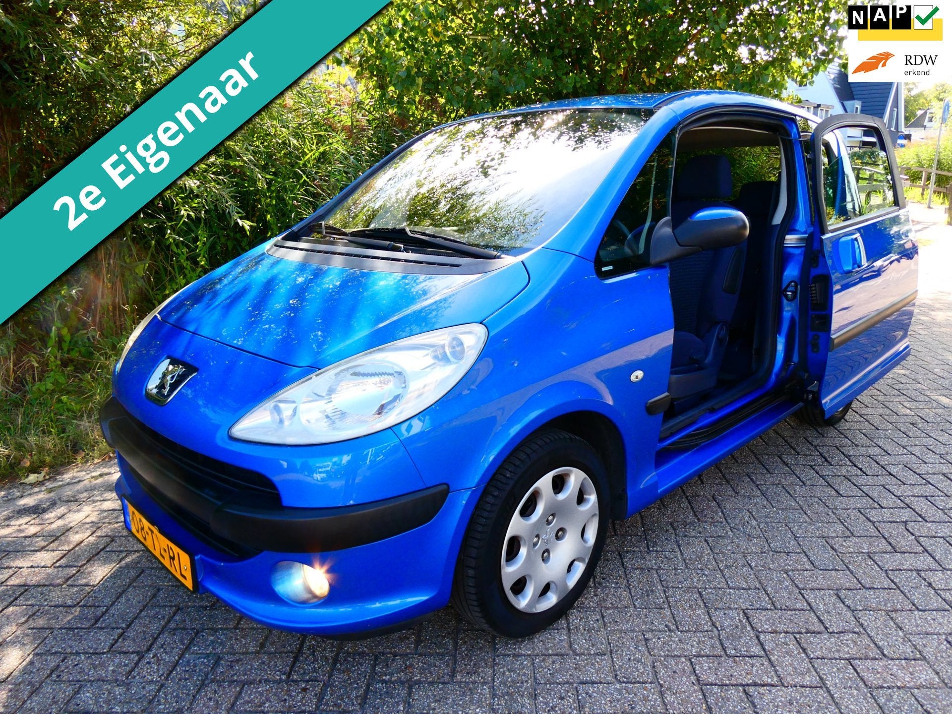 Peugeot 1007 1.6-16V 110pk Gentry Automaat 2e eig. Clima Tre, Auto's, Gebruikt, 4 cilinders, Bedrijf, Grijs