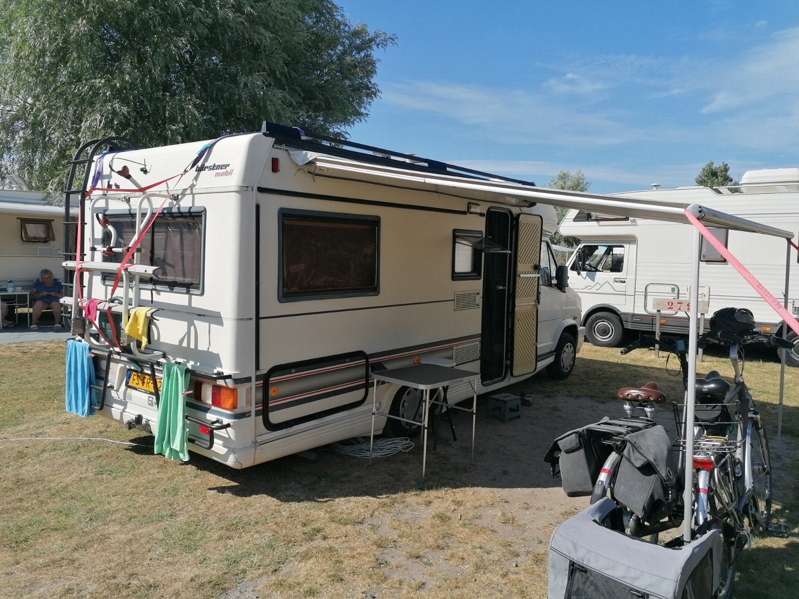 camper, Caravans en Kamperen, Campers, Integraal, Standaard zit, Ringverwarming, Tot en met 2