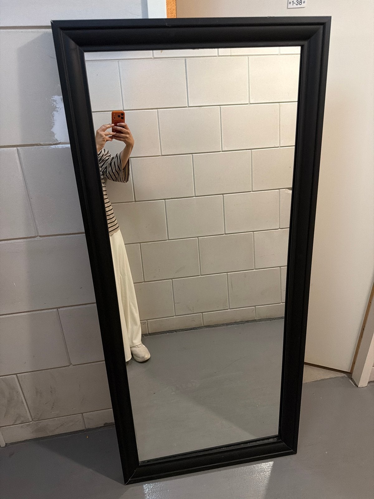 Ikea spiegel met zwarte lijst, Ophalen, Gebruikt, 150 tot 200 cm, Rechthoekig