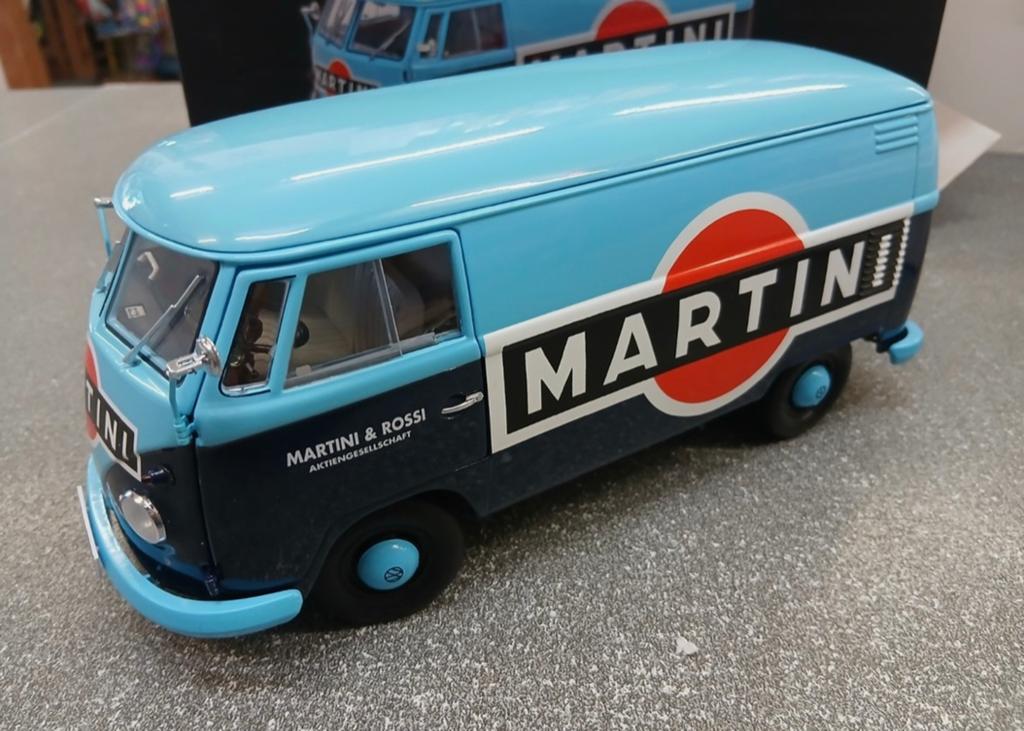 Schuco Volkswagen T1 Transporter Martini 1:18, Ophalen of Verzenden, Nieuw, Auto, Overige merken