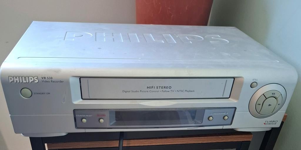 Philips VR 530 HiFi Stereo VHS Videorecorder, Ophalen of Verzenden, Zo goed als nieuw, VHS-speler of -recorder