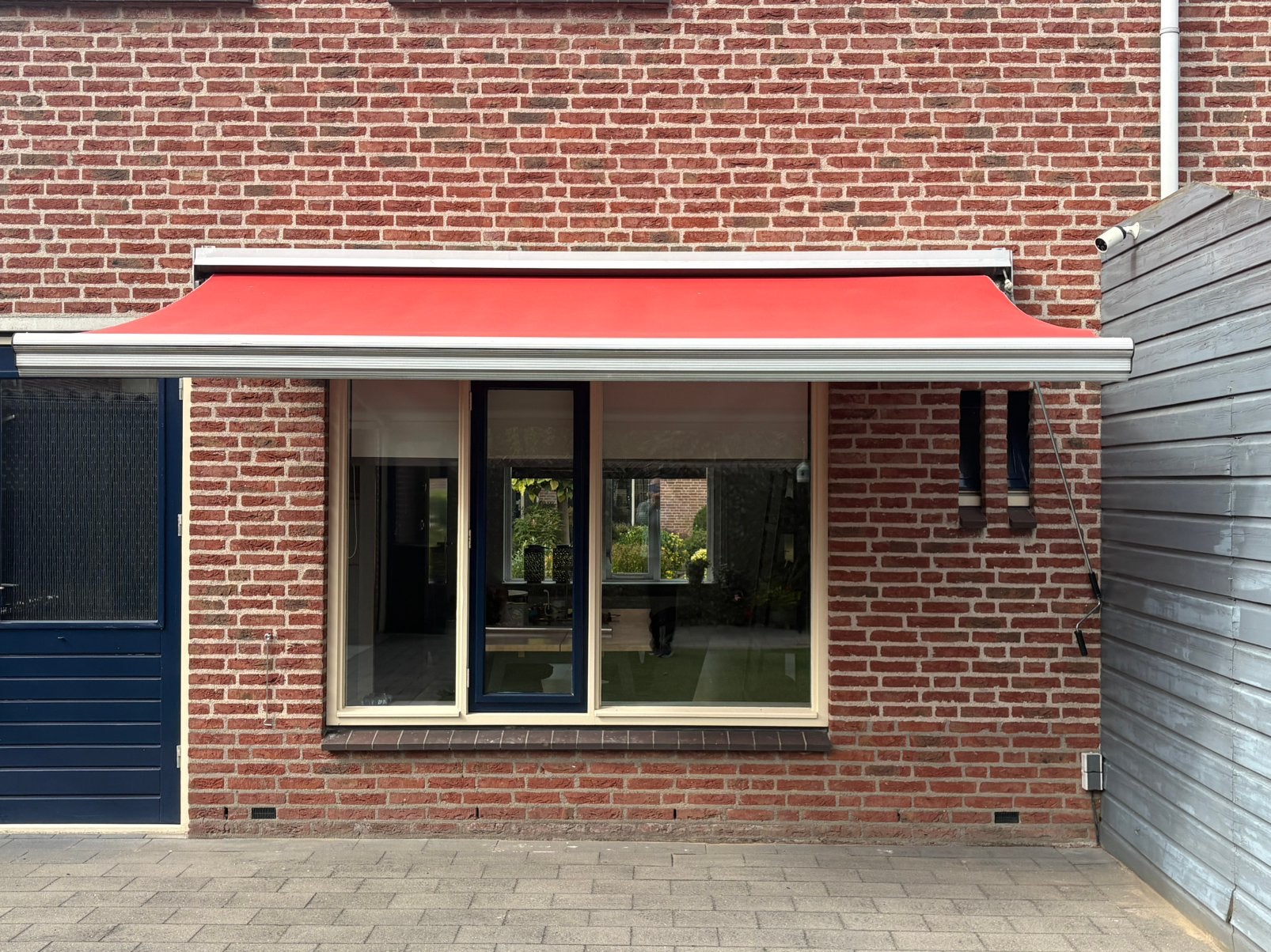 Zonnescherm, 3.40mX 2.00m, rood, handmatig, Ophalen, Gebruikt, 150 tot 300 cm, 250 cm tot 450 cm