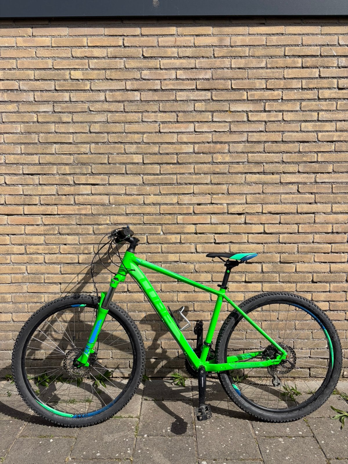 Cube Mountainbike met shockbraeker, 45 tot 49 cm, Ophalen of Verzenden, Zo goed als nieuw, Overige merken