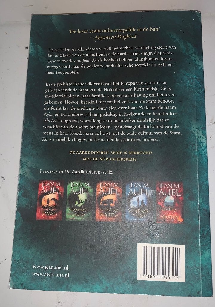 6 delen van de aardkinderen Hardcover Jean M.Auel, Boeken, Ophalen of Verzenden, Gelezen, Jean M. Auel