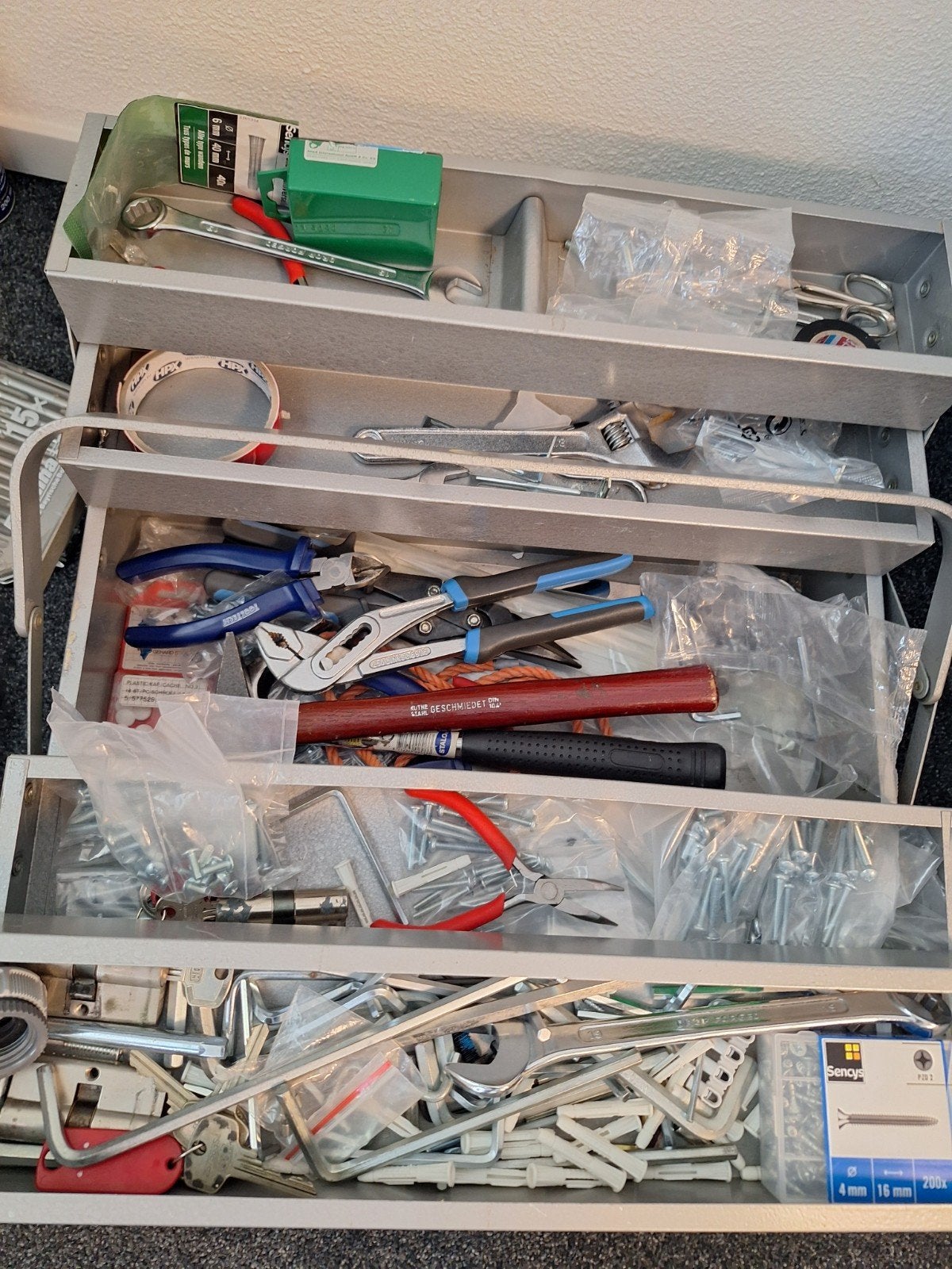 Grote gereedschapscollectie met koffer en accessoires, Doe-het-zelf en Verbouw, Gereedschap | Handgereedschap, Ophalen, Gebruikt