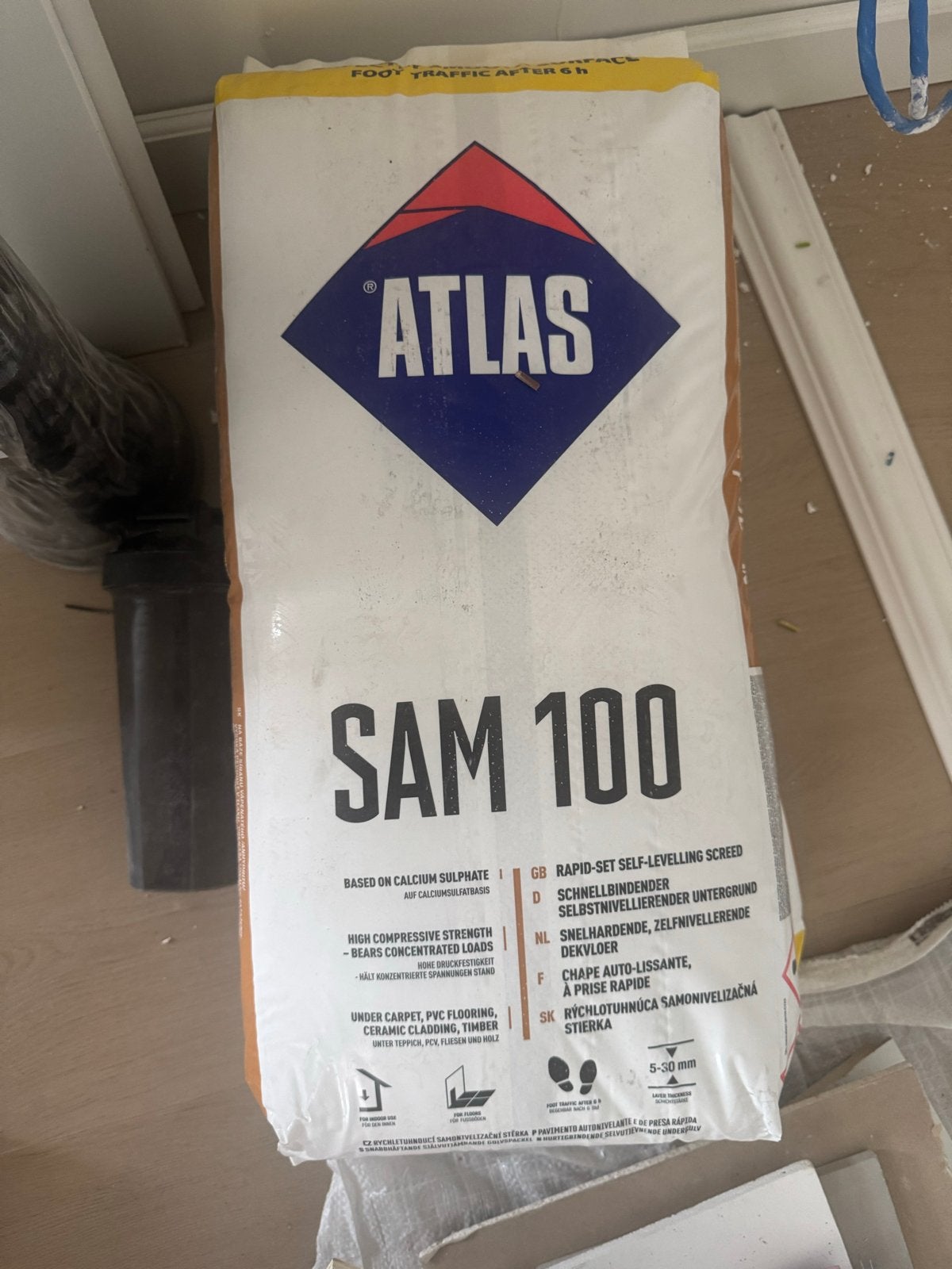 2 zakken Atlas SAM 100 Snelhardend, Zelfnivellerend Dekvloer, Ophalen, Nieuw, Overige materialen, Overige typen