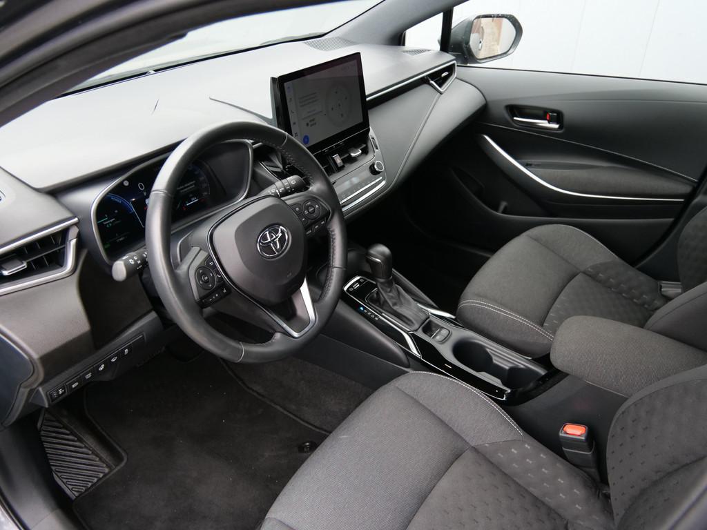 Toyota Corolla Touring Sports Hybrid 140 Pk Business Automaa, 4 cilinders, Corolla, Hybride Elektrisch/Benzine, 22 km/l