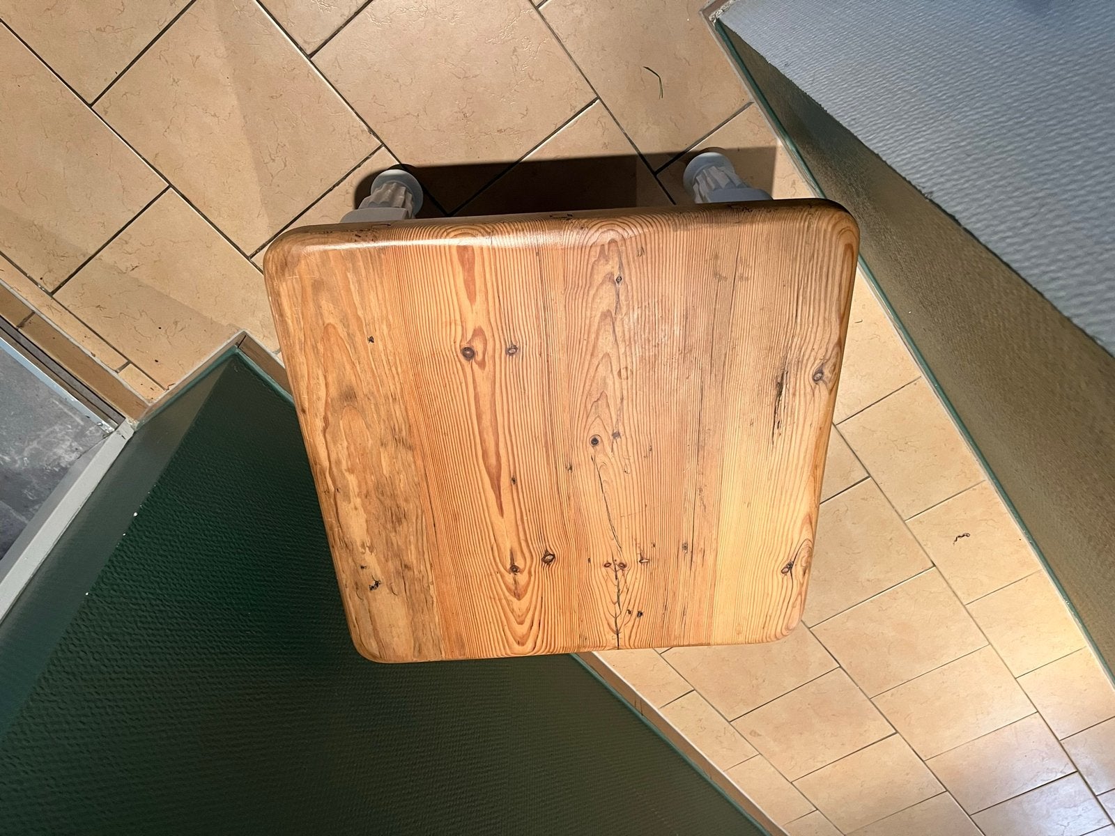 Klein bijzettafeltje, Huis en Inrichting, Tafels | Bijzettafels, Ophalen, Minder dan 45 cm, Minder dan 55 cm, Rond